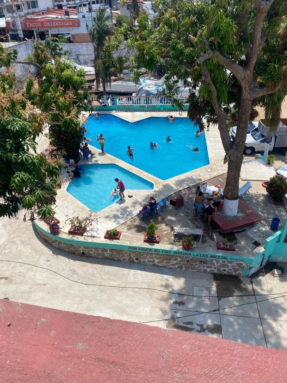 Hotel Casa De Huespedes Walton Acapulco Exterior foto
