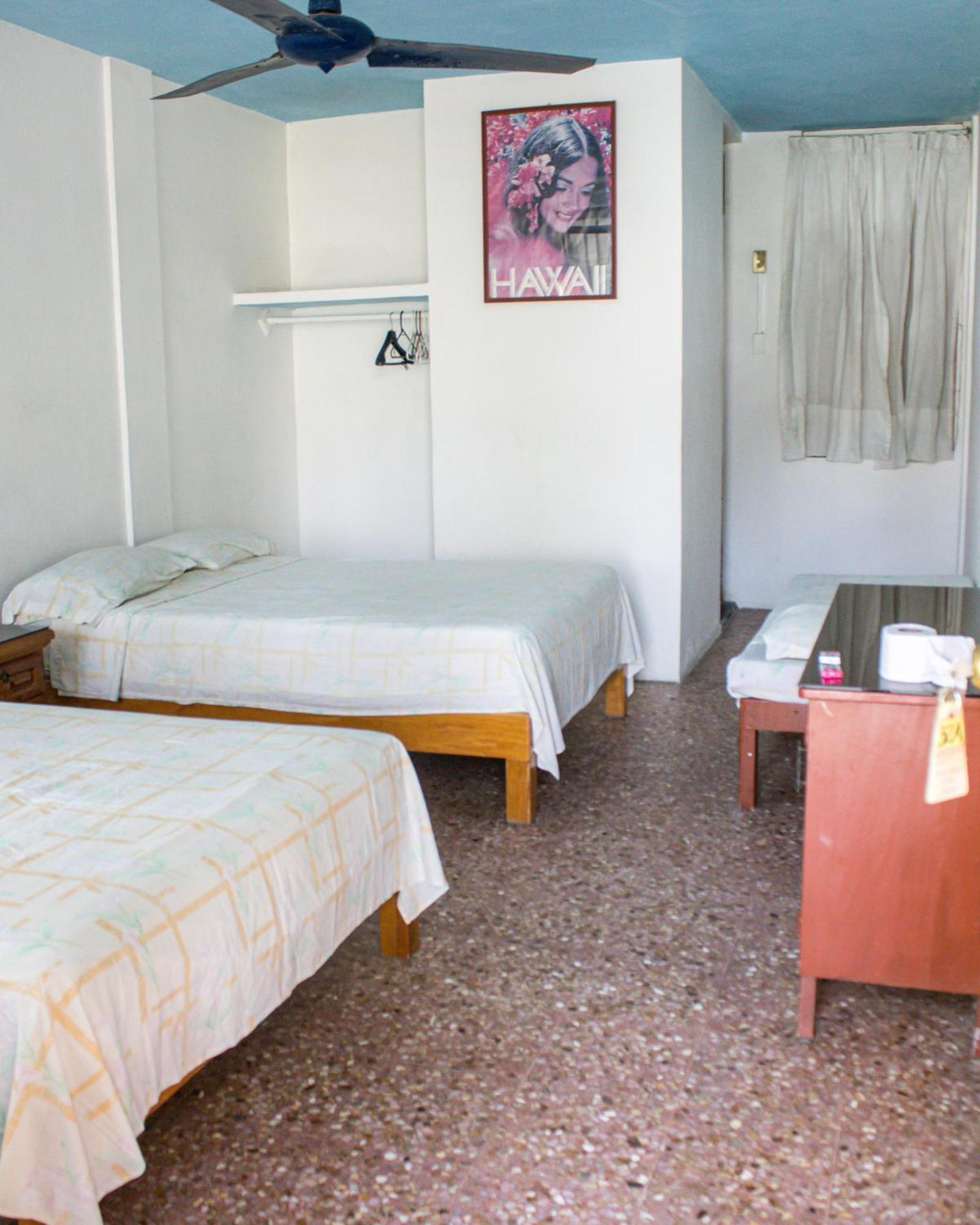 Hotel Casa De Huespedes Walton Acapulco Exterior foto